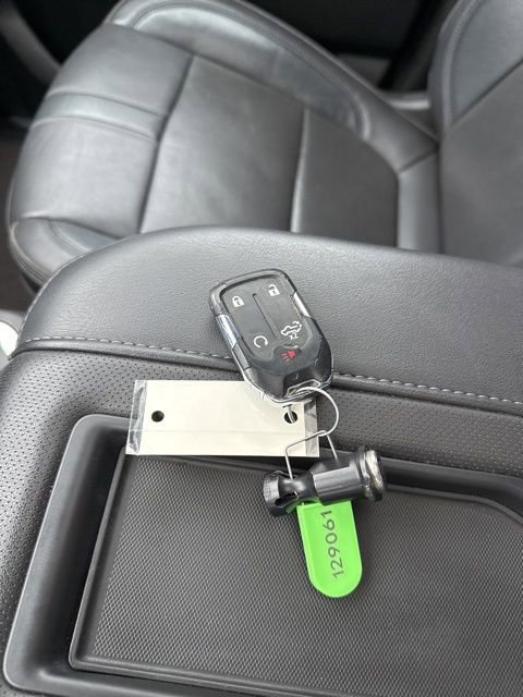 Used 2021 Chevrolet Silverado 1500 High Country w/ Technology Package image 33