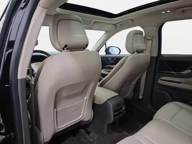 Certified 2020 Lincoln Corsair AWD w/ Premium Package image 10