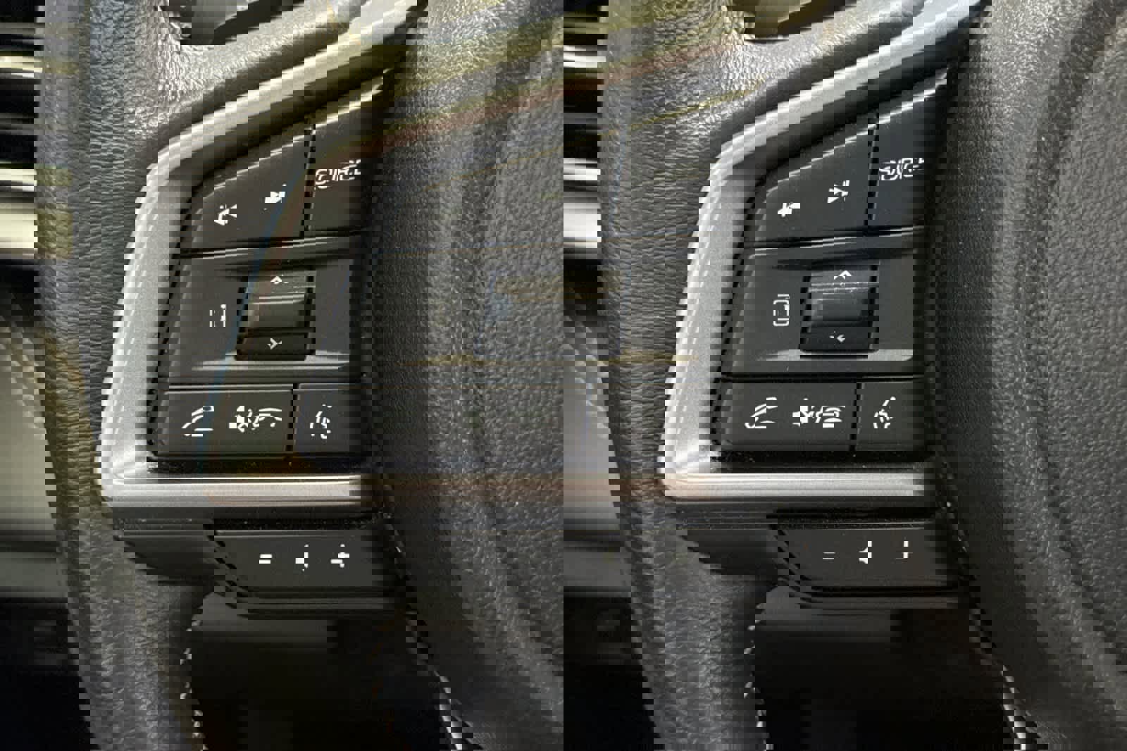 Used 2025 Subaru Outback Limited XT image 26