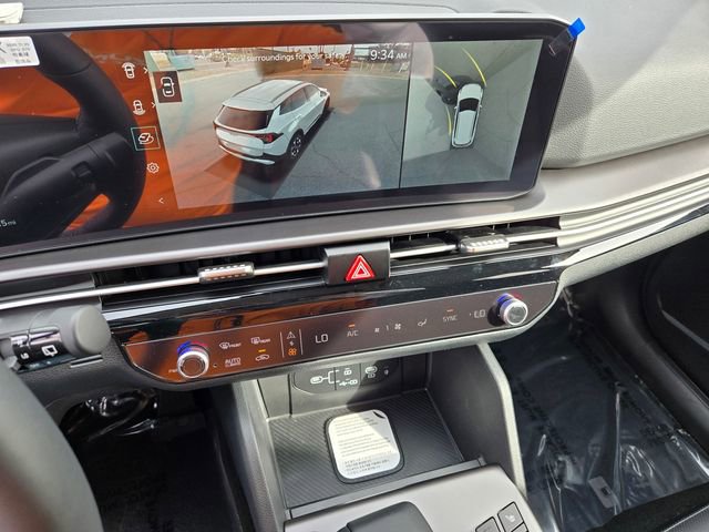 New 2026 Kia Sportage SX FWD image 12