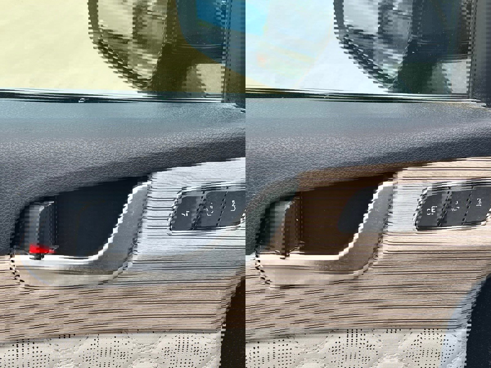 Used 2022 Hyundai Palisade Calligraphy w/ Cargo Package image 28