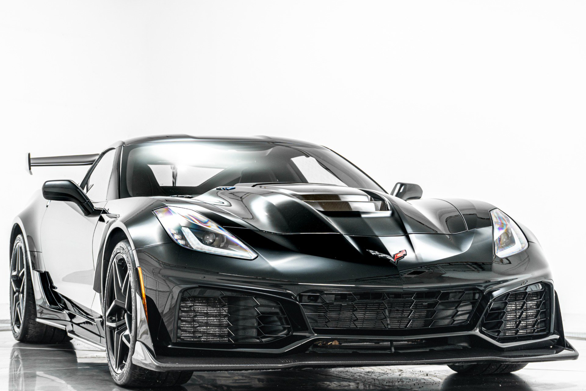Used 2019 Chevrolet Corvette ZR1 w/ ZTK Track Performance Package RWD image 3