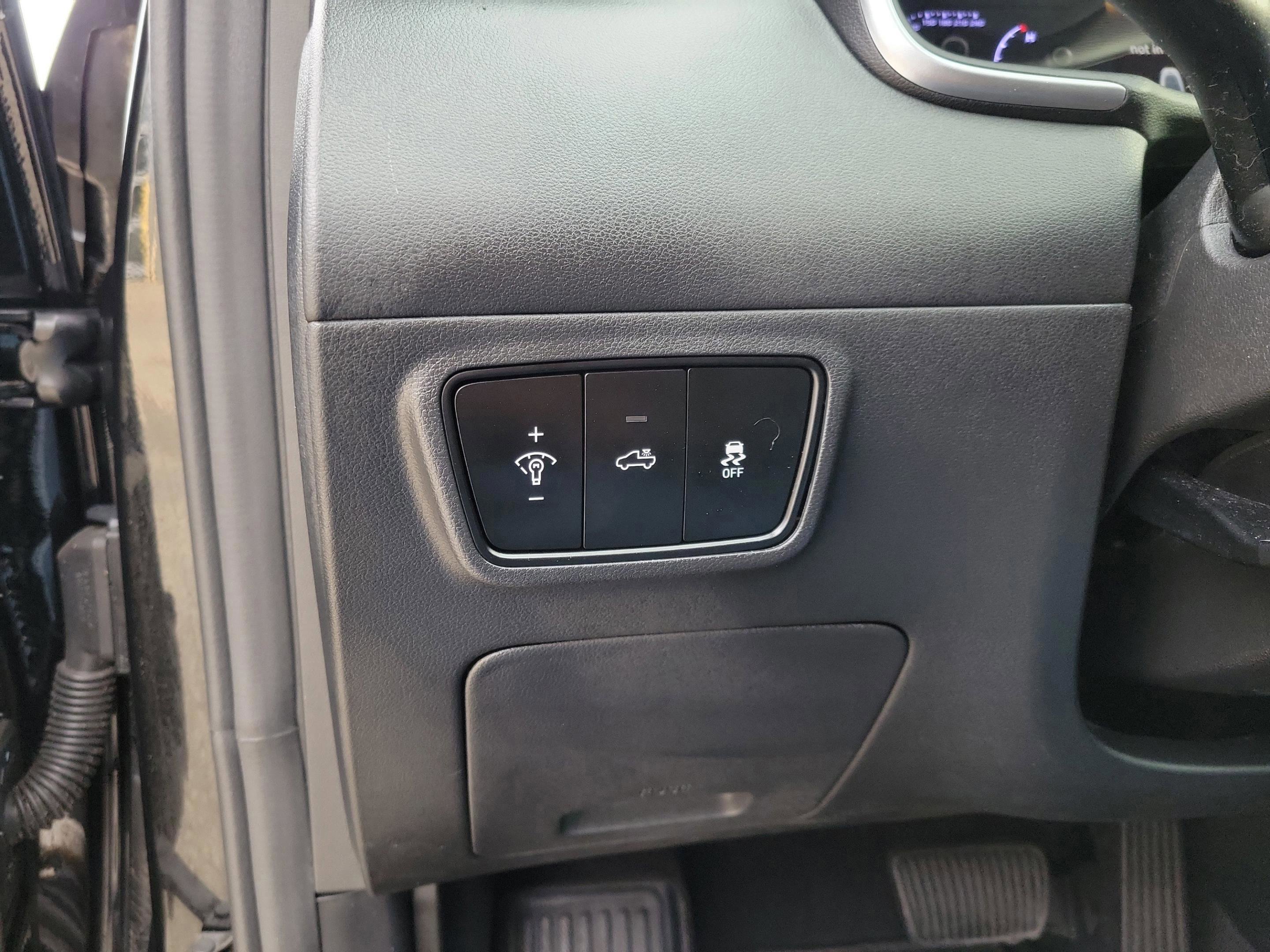 Used 2022 Hyundai Santa Cruz SEL image 26