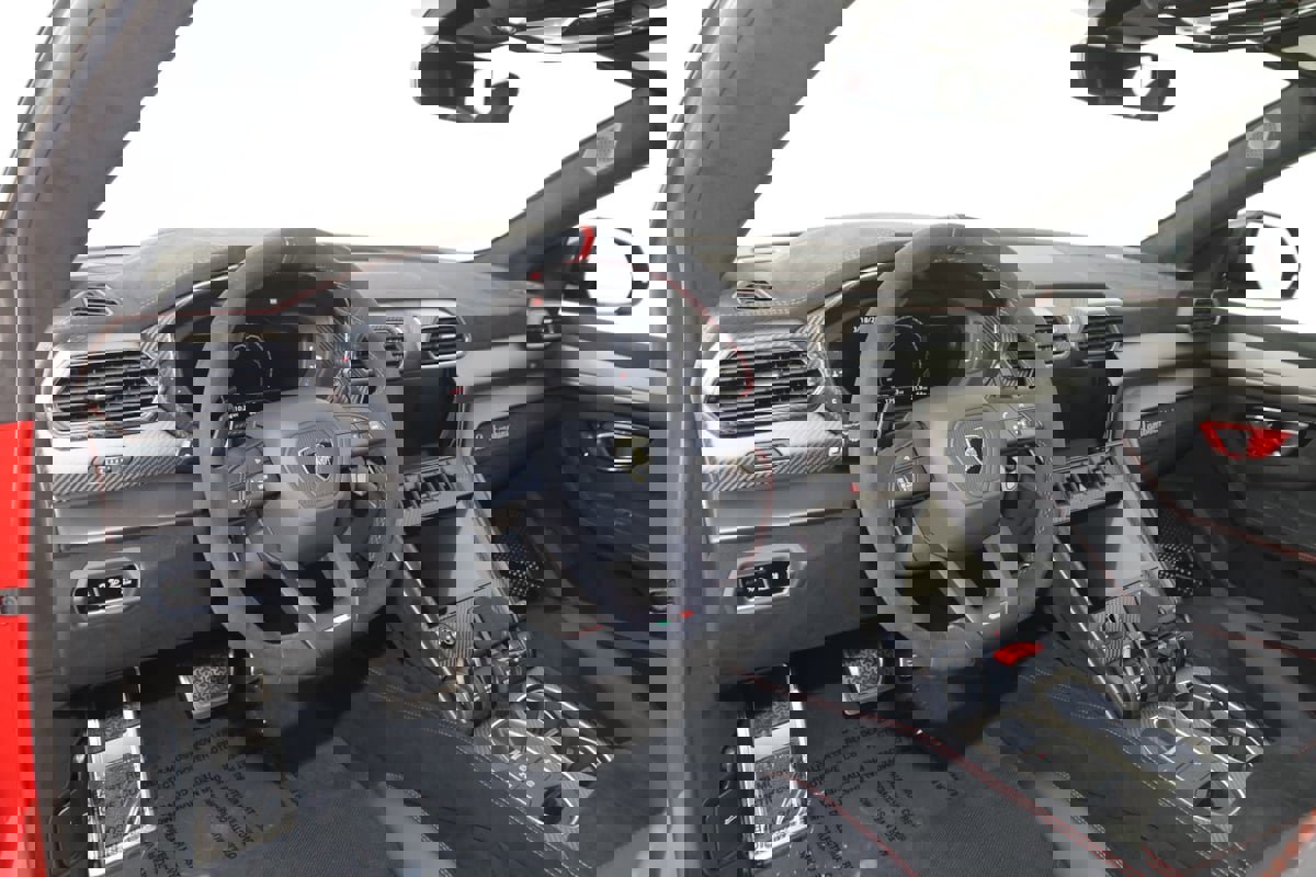 Used 2024 Lamborghini Urus Performante image 48