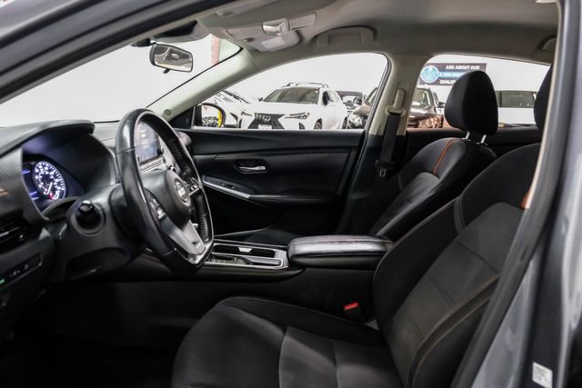 Used 2020 Nissan Sentra SR w/ Lighting Package image 4