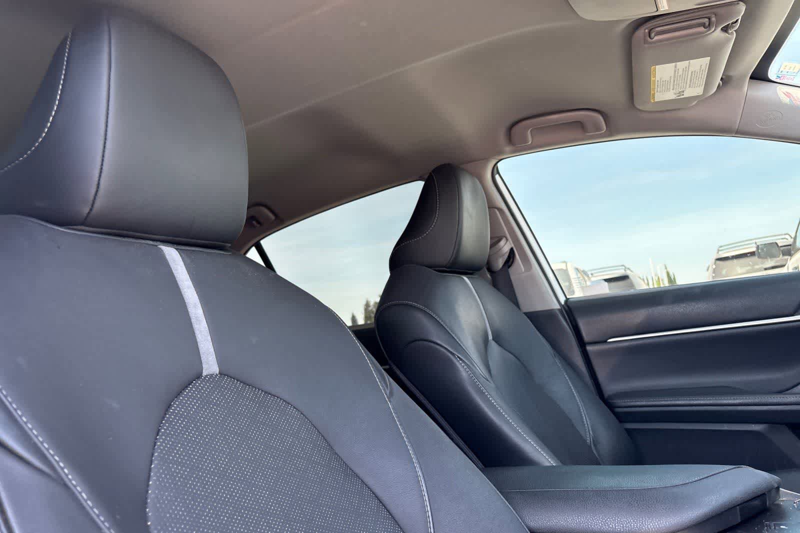 Used 2021 Toyota Camry XSE FWD image 18