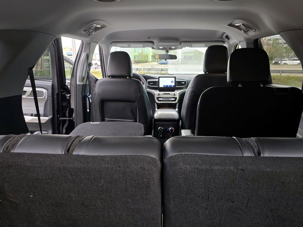 Used 2024 Ford Explorer XLT w/ Equipment Group 202A image 37