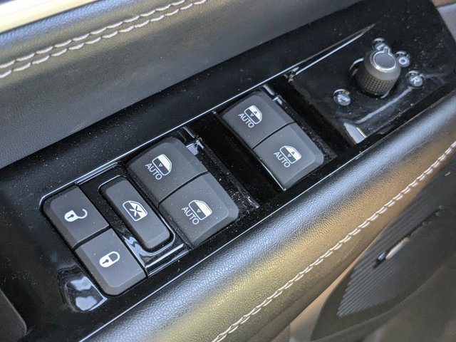 New 2025 Jeep Wagoneer Series II w/ Convenience Group I image 19