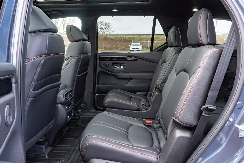 New 2026 Honda Pilot TrailSport image 11
