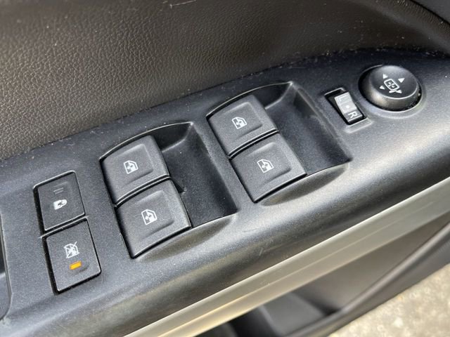 Used 2021 Chevrolet Colorado LT w/ LT Convenience Package AWD/4WD image 13