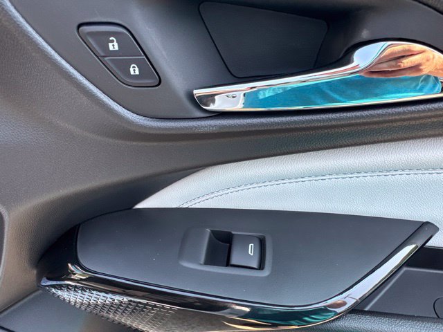 New 2026 Chevrolet Trax LT w/ Sunroof Package FWD image 19