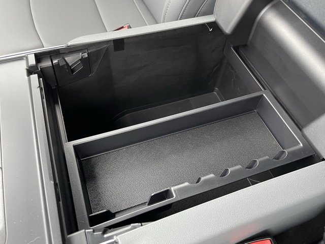 New 2025 Ford F150 Lightning Flash image 23