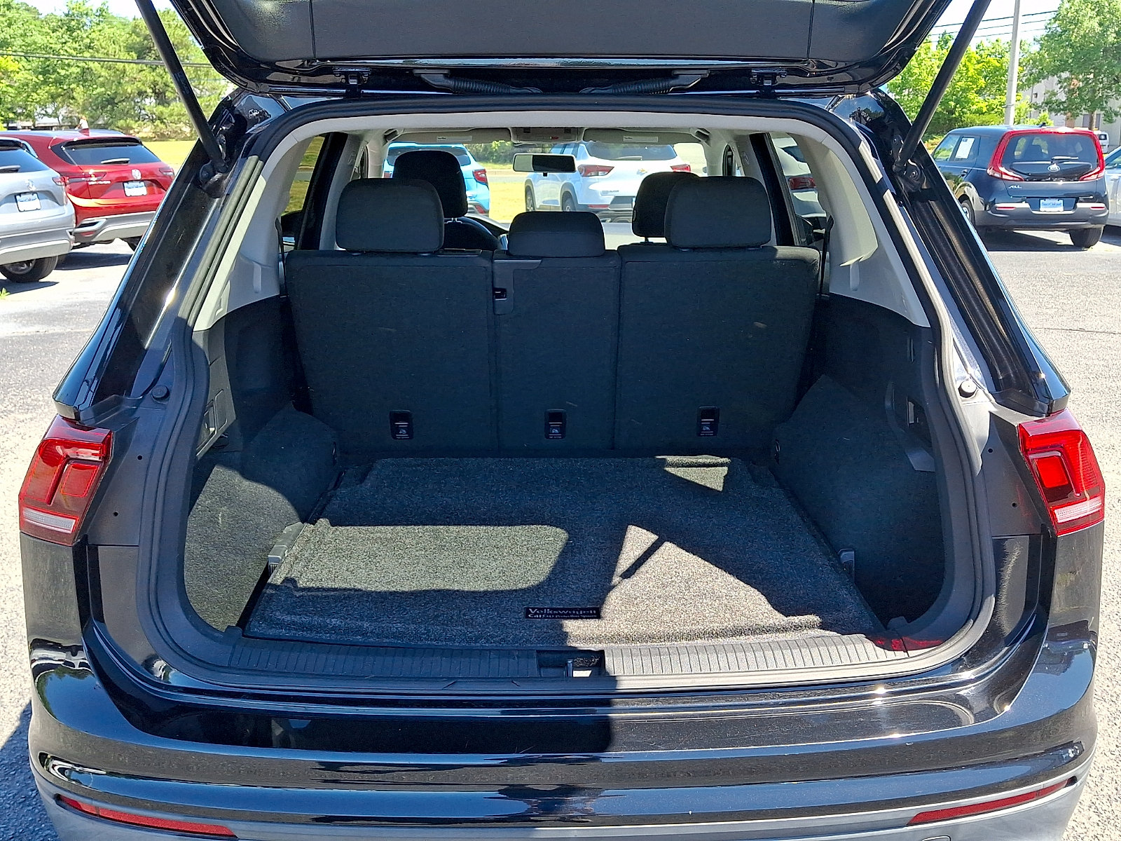 Used 2020 Volkswagen Tiguan S AWD/4WD image 28