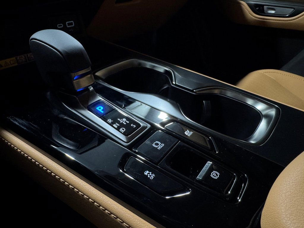 New 2026 Lexus NX 350h AWD image 24