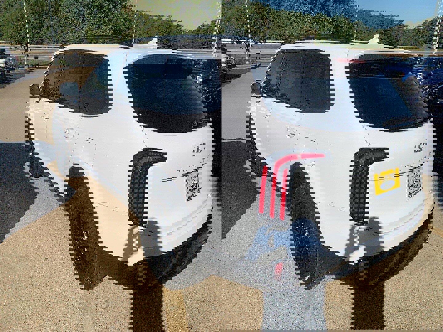 Used 2024 Kia Telluride SX X-Pro image 7