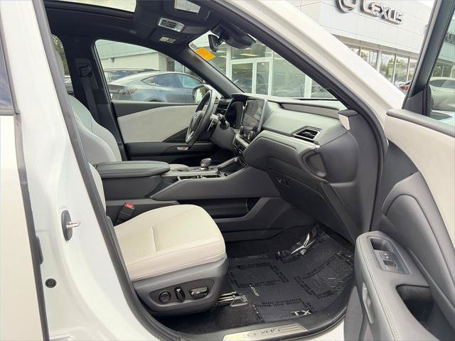 Certified 2025 Lexus TX 350 FWD w/ Technology Package image 15