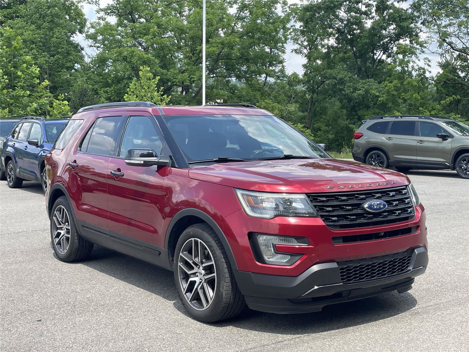 Used 2016 Ford Explorer Sport w/ Equipment Group 401A AWD/4WD image 7