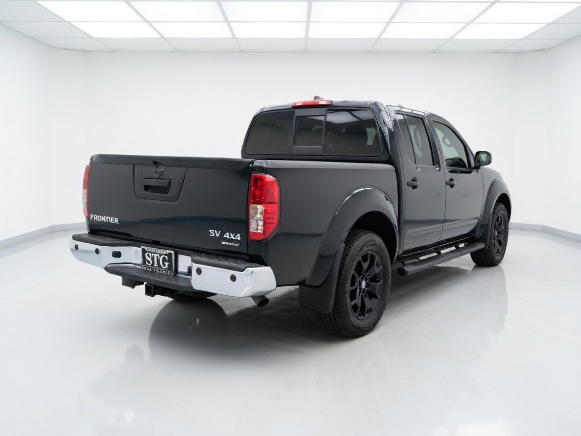 Used 2021 Nissan Frontier SV w/ Midnight Edition Floor Mats AWD/4WD image 4