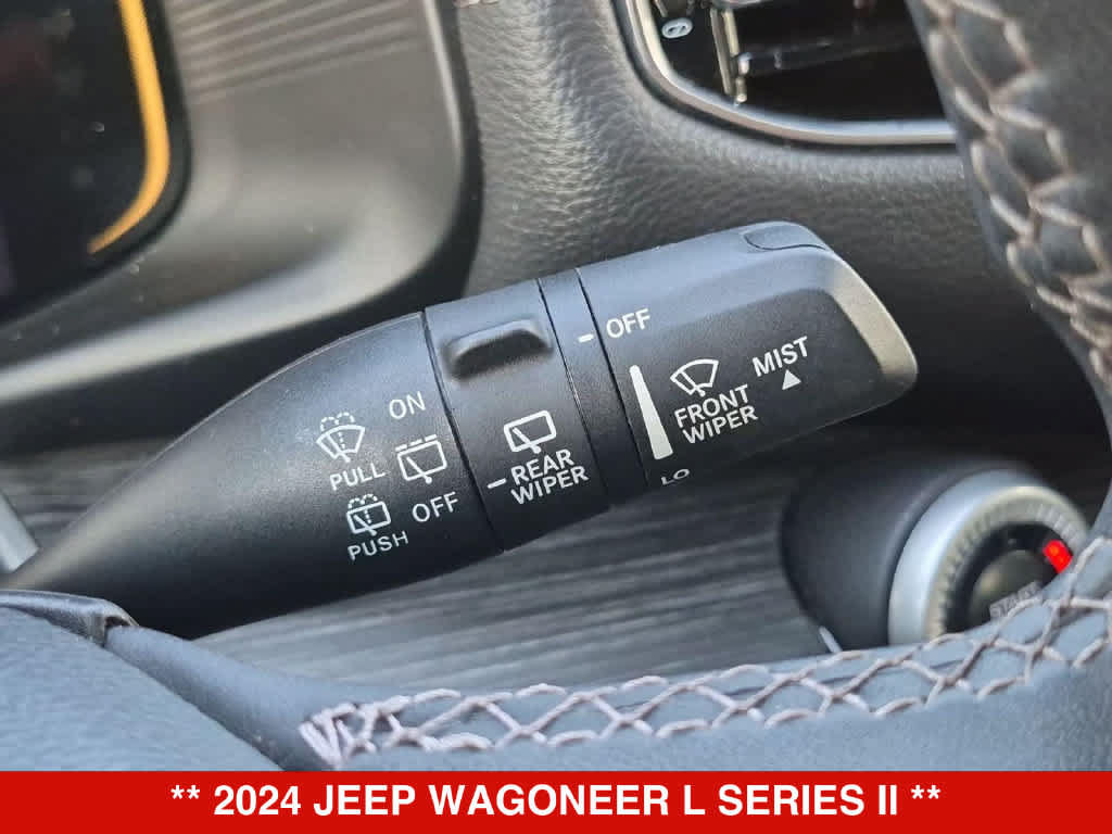 Used 2024 Jeep Wagoneer L Series II AWD/4WD image 25