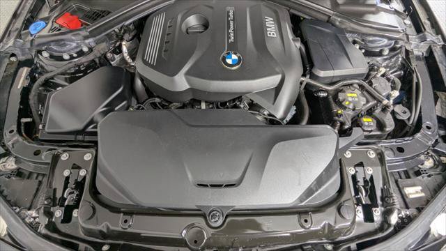 Used 2017 BMW 330i xDrive Sedan AWD/4WD image 32