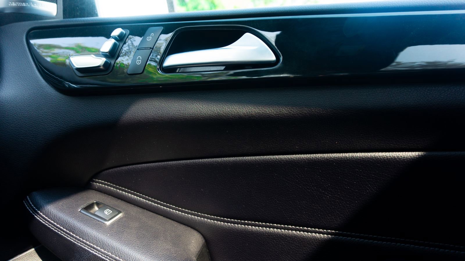 Used 2018 Mercedes-Benz GLE 350 4MATIC w/ Premium 1 Package image 24