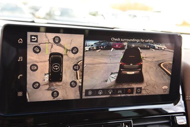 New 2026 Nissan Pathfinder Platinum image 17