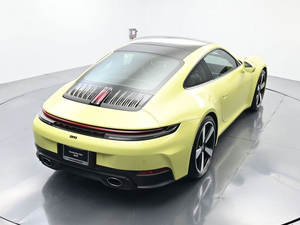 Certified 2025 Porsche 911 Carrera image 40