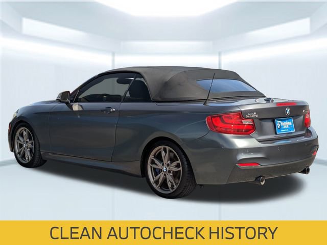 Used 2015 BMW M235i Convertible image 4