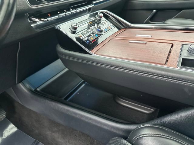 Used 2024 Lincoln Navigator L 4WD image 31