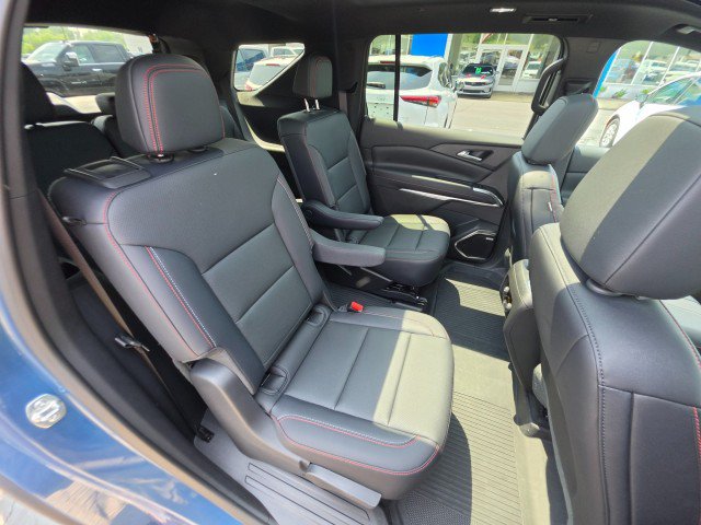 Used 2026 Chevrolet Traverse Z71 w/ Enhanced Driving Package AWD/4WD image 16