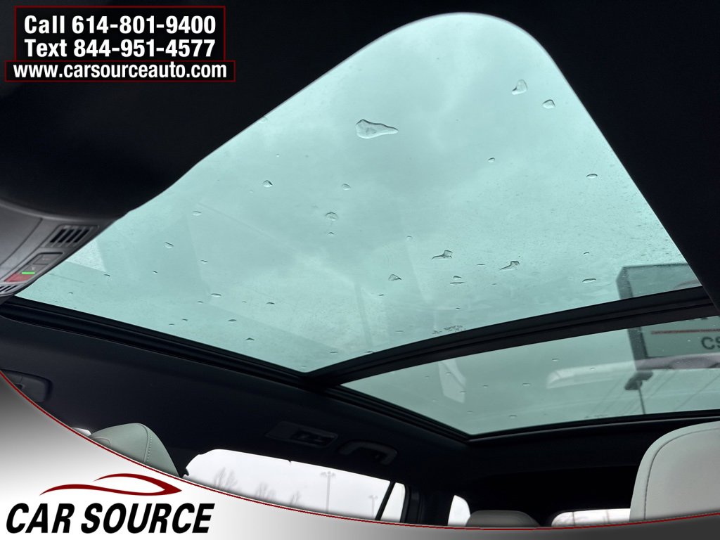 Used 2020 Volkswagen Tiguan SE R-Line image 29