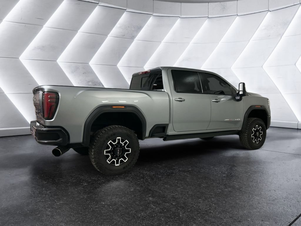 Used 2025 GMC Sierra 2500 AT4X AWD/4WD image 4