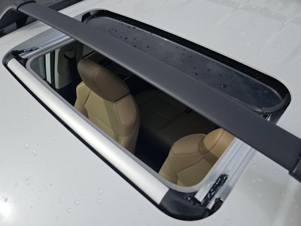 Used 2025 Toyota RAV4 Limited w/ Advanced Technology Package image 8