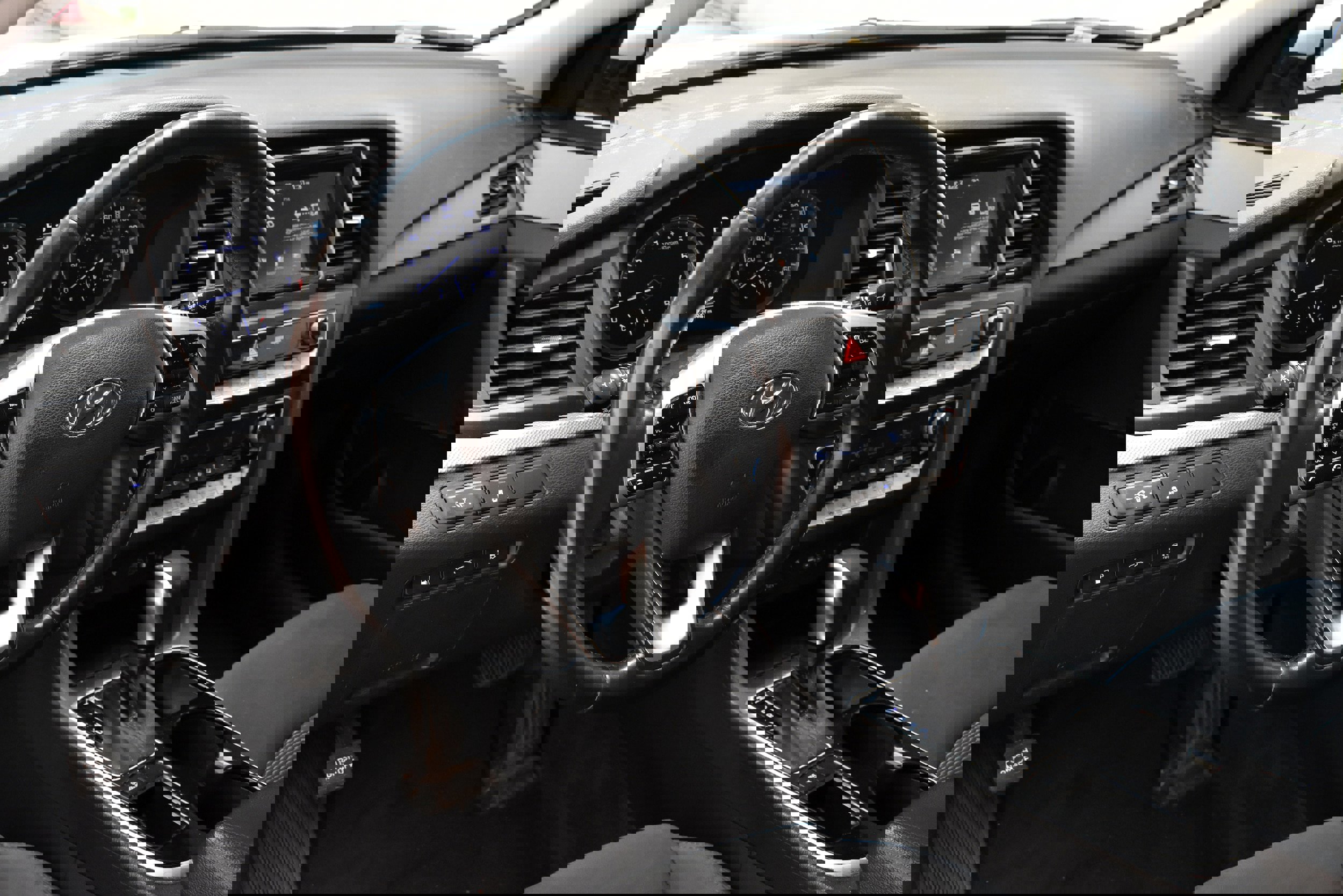 Used 2019 Hyundai Sonata SEL FWD image 17