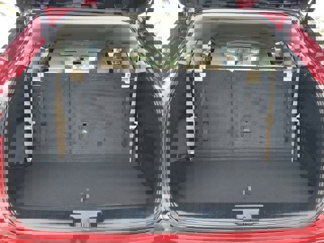 Used 2023 Toyota Highlander XLE image 6