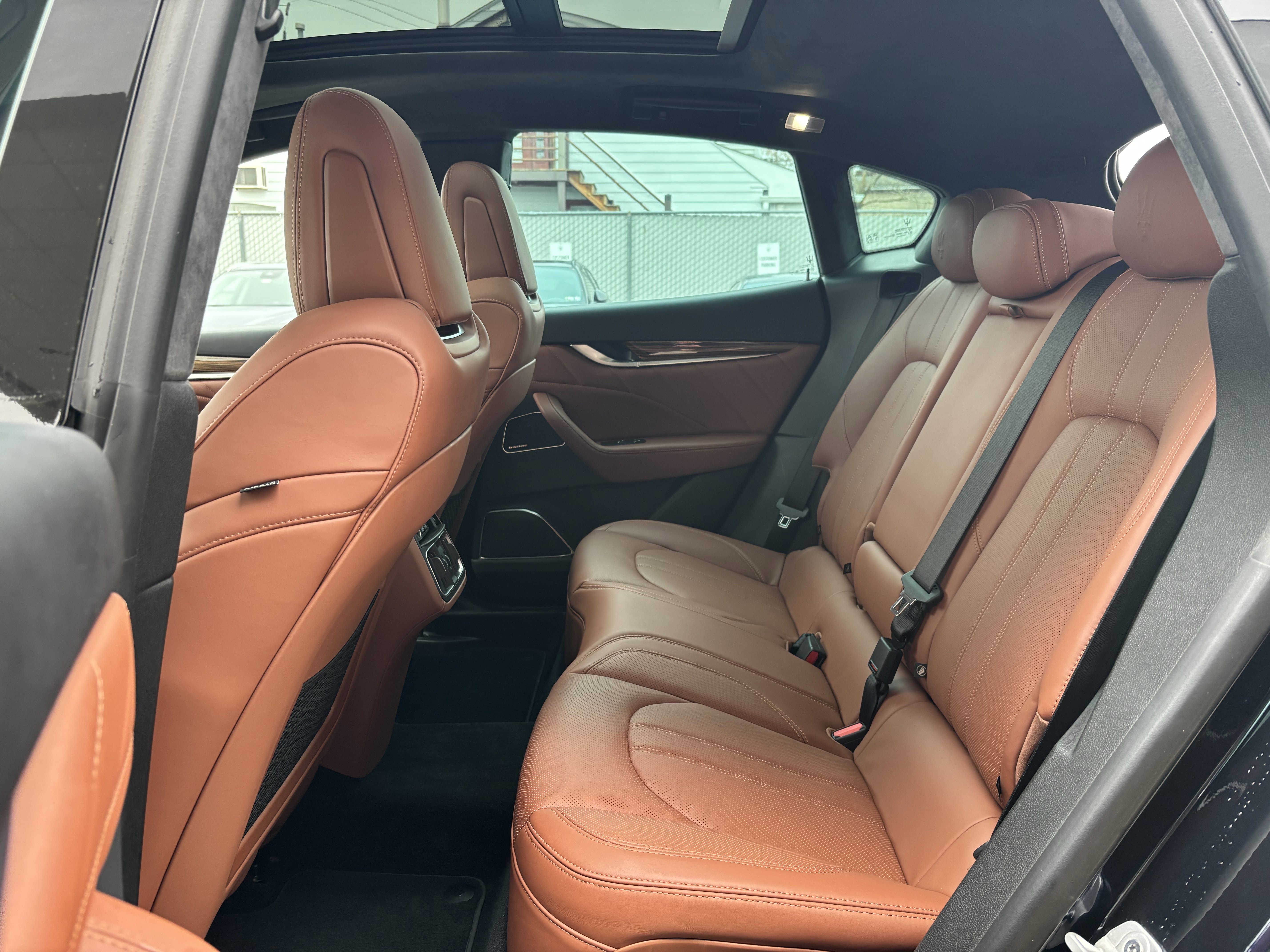 Used 2022 Maserati Levante Modena AWD/4WD image 10
