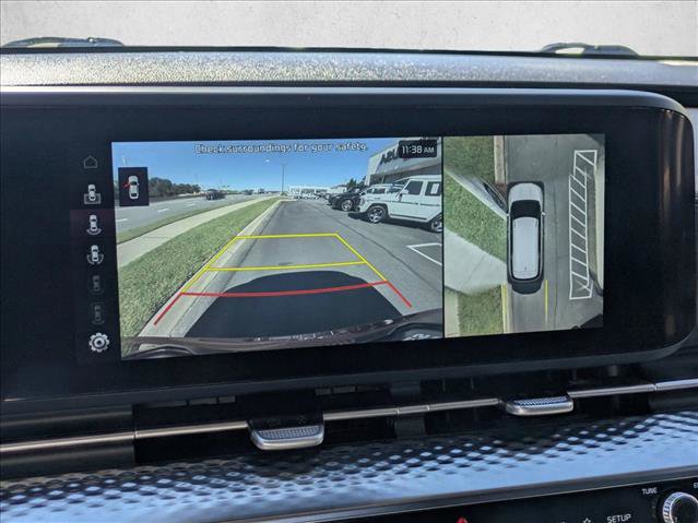 Used 2023 Kia Carnival SX Prestige image 17