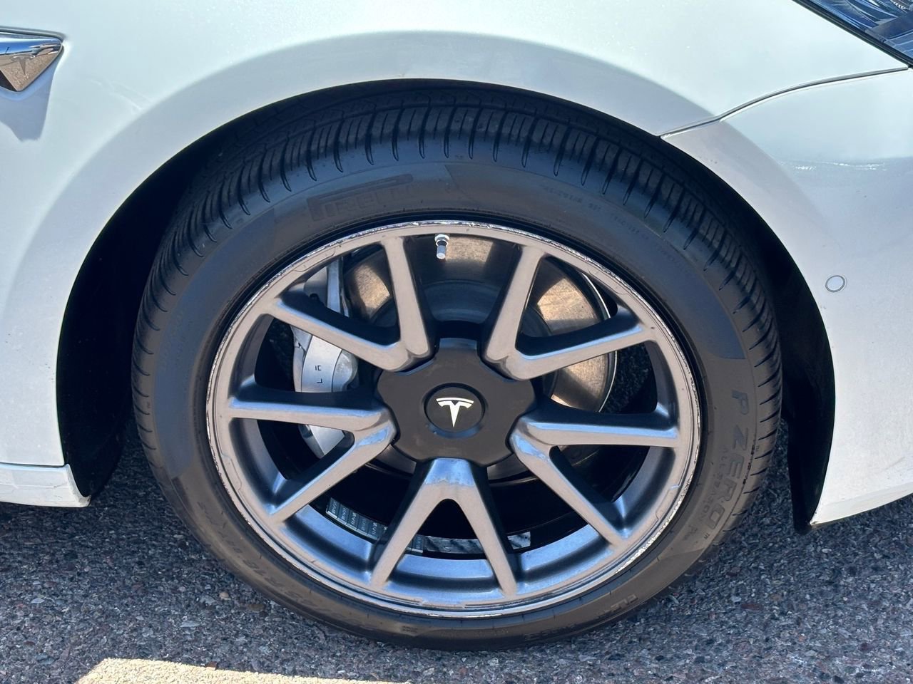 Used 2020 Tesla Model 3 Standard Range Plus RWD image 8