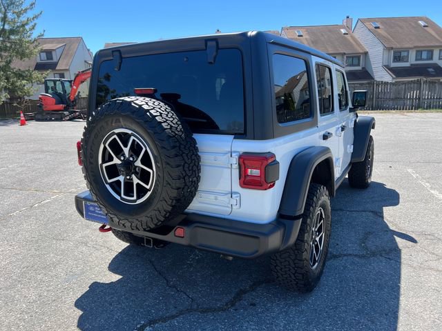 Used 2025 Jeep Wrangler Unlimited Rubicon AWD/4WD image 10