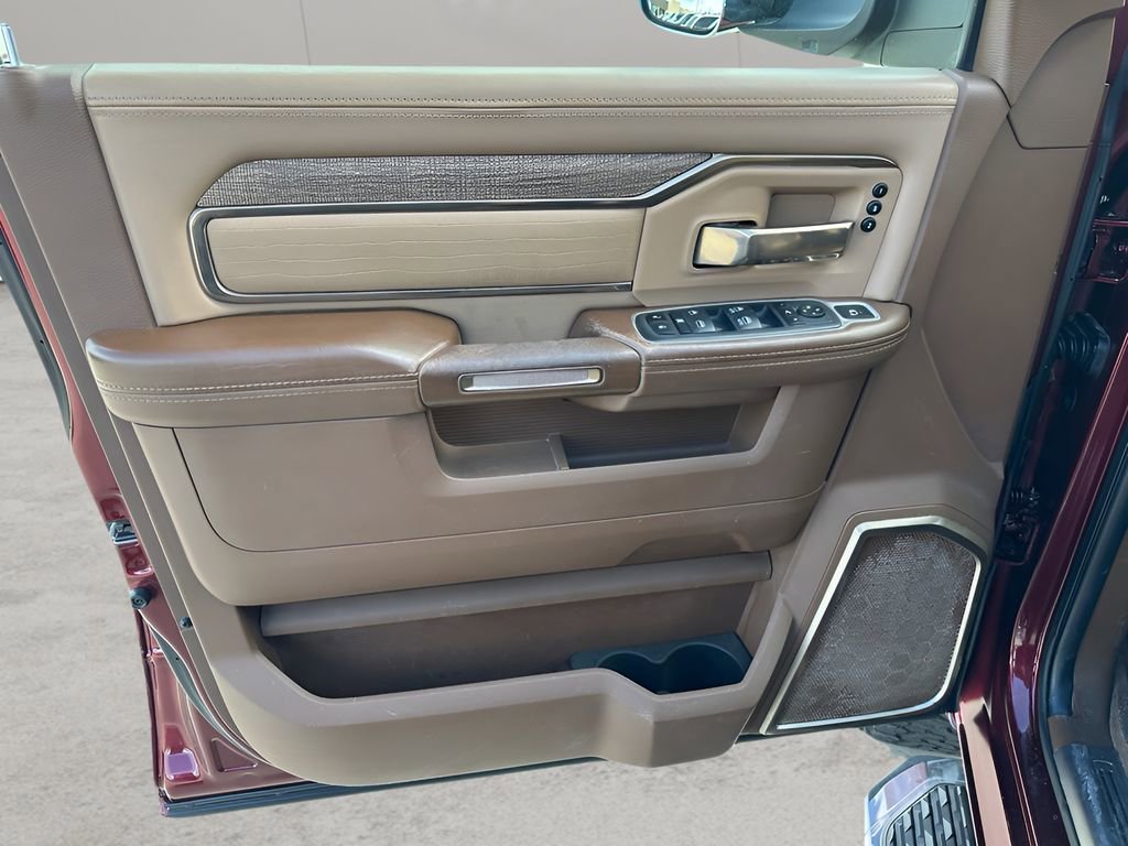 Used 2022 RAM 2500 Limited w/ Safety Group image 9