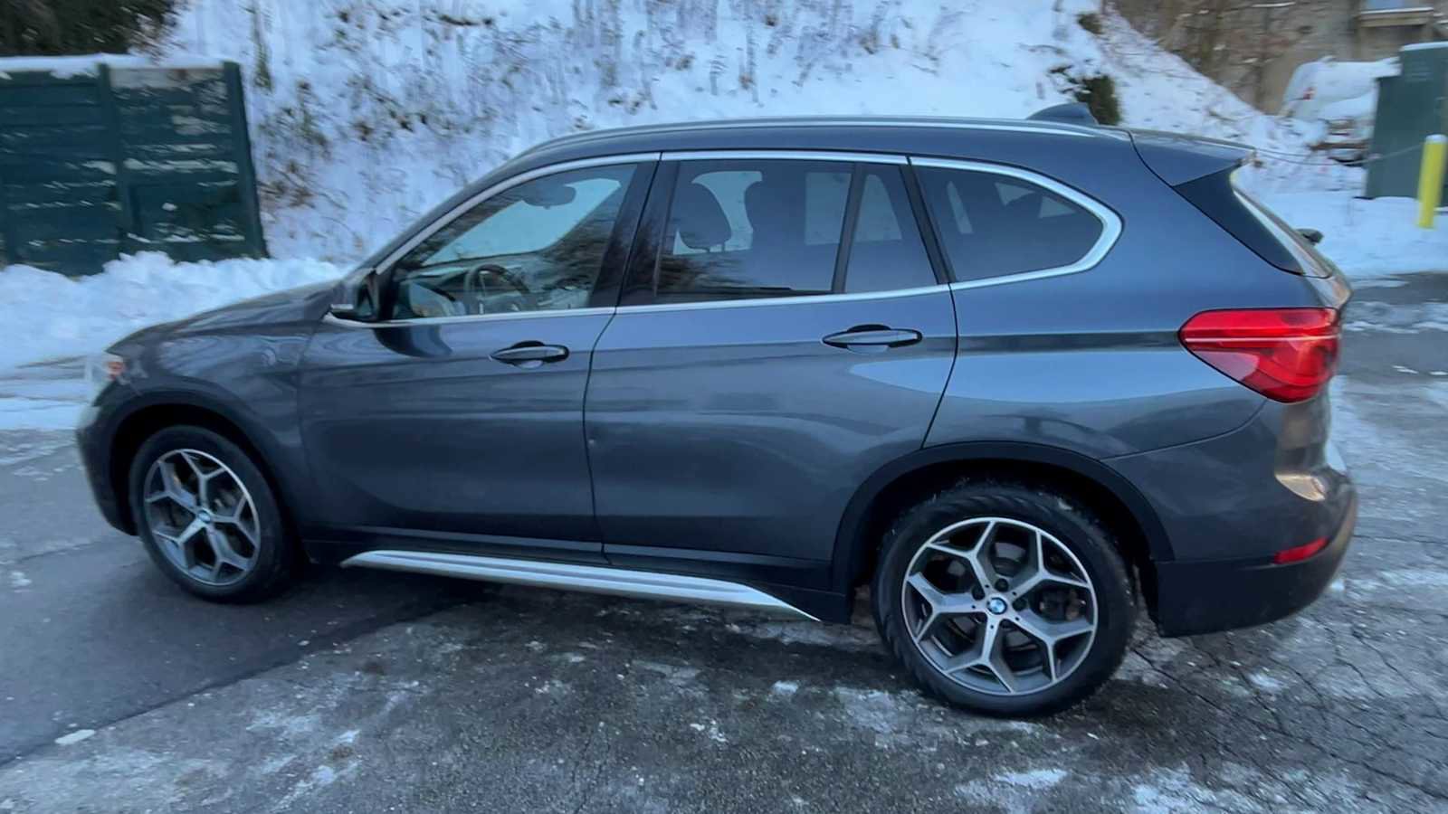 Used 2018 BMW X1 xDrive28i w/ Premium Package image 6