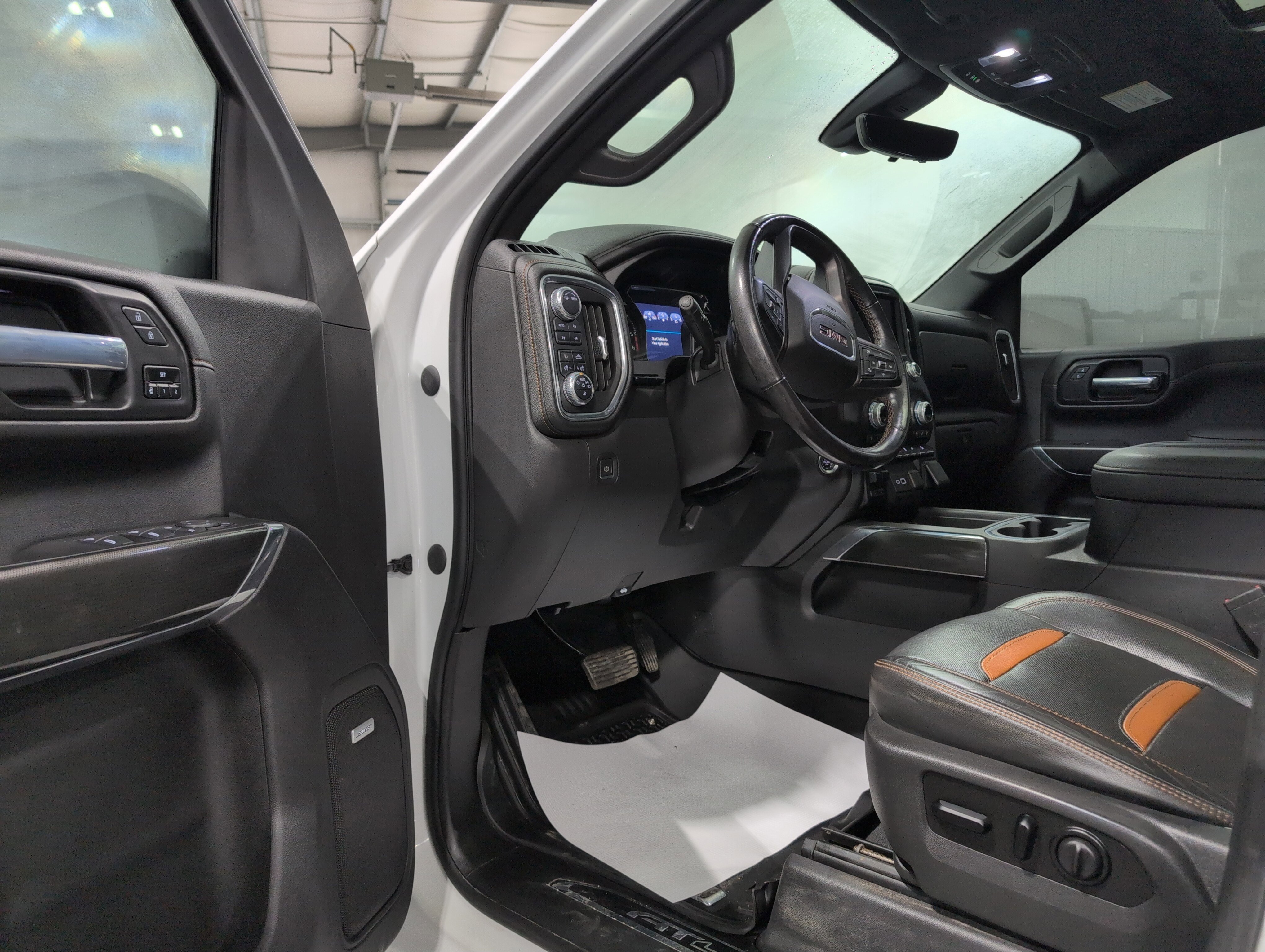 Used 2021 GMC Sierra 1500 AT4 w/ AT4 Value Package image 8