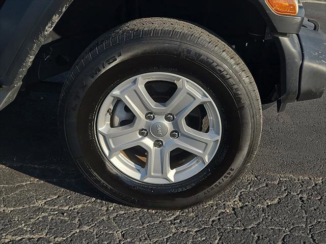 Certified 2021 Jeep Wrangler Sport S image 12