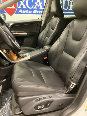 Used 2017 Volvo XC60 T6 Inscription w/ Protection Package AWD/4WD image 42