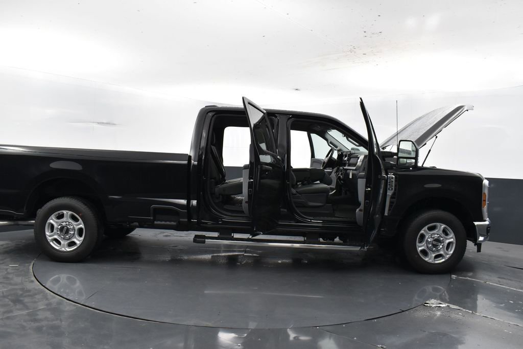 New 2026 Ford F250 XLT image 44