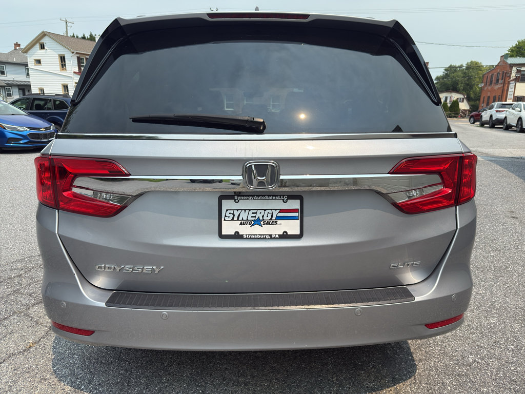 Used 2018 Honda Odyssey Elite image 4