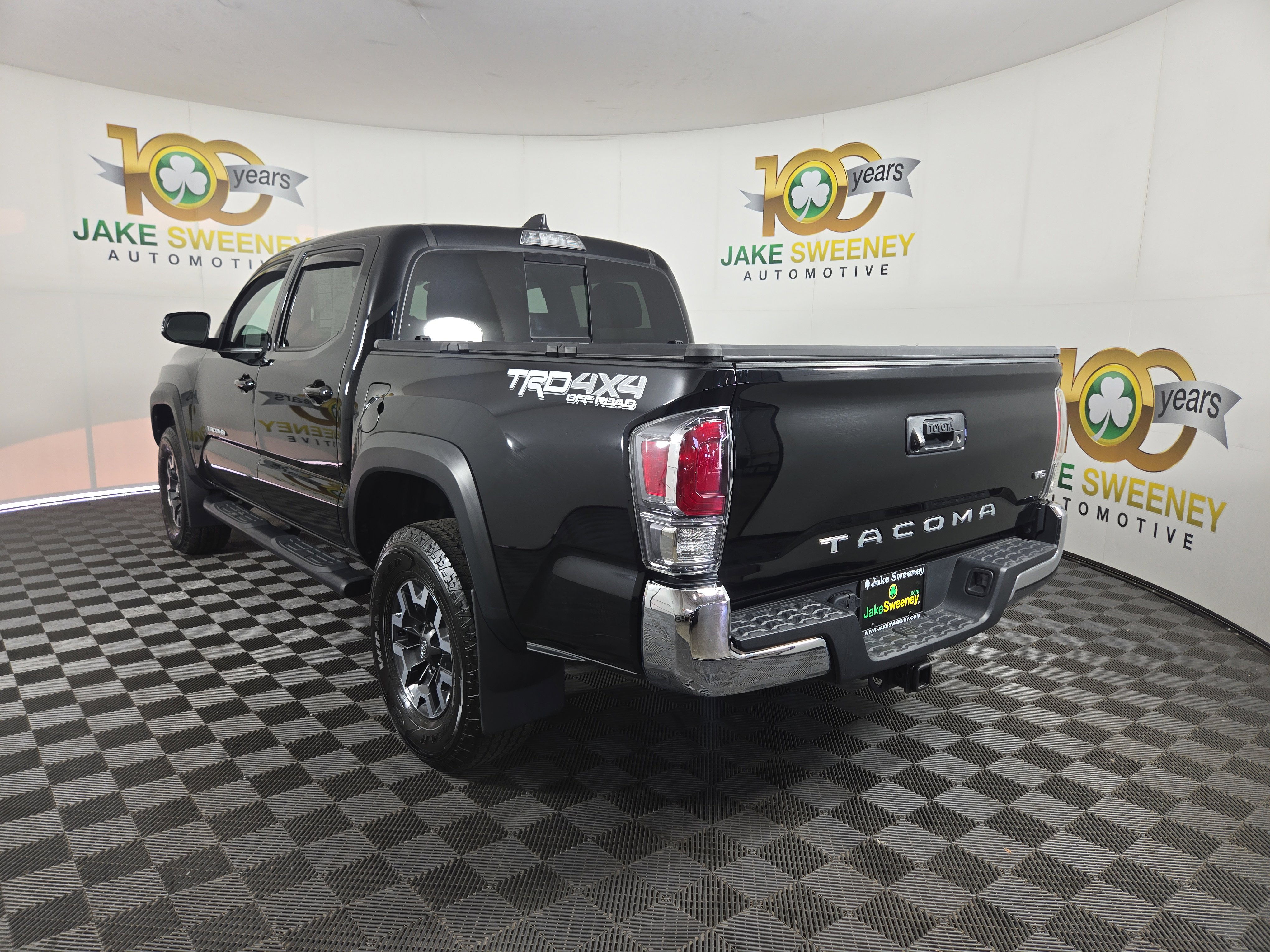 Used 2021 Toyota Tacoma TRD Off-Road AWD/4WD image 6