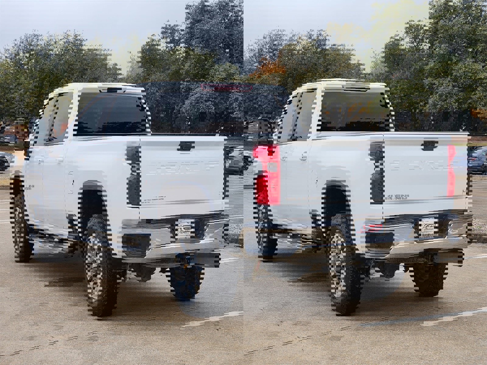 Used 2024 Chevrolet Silverado 2500 LT image 4