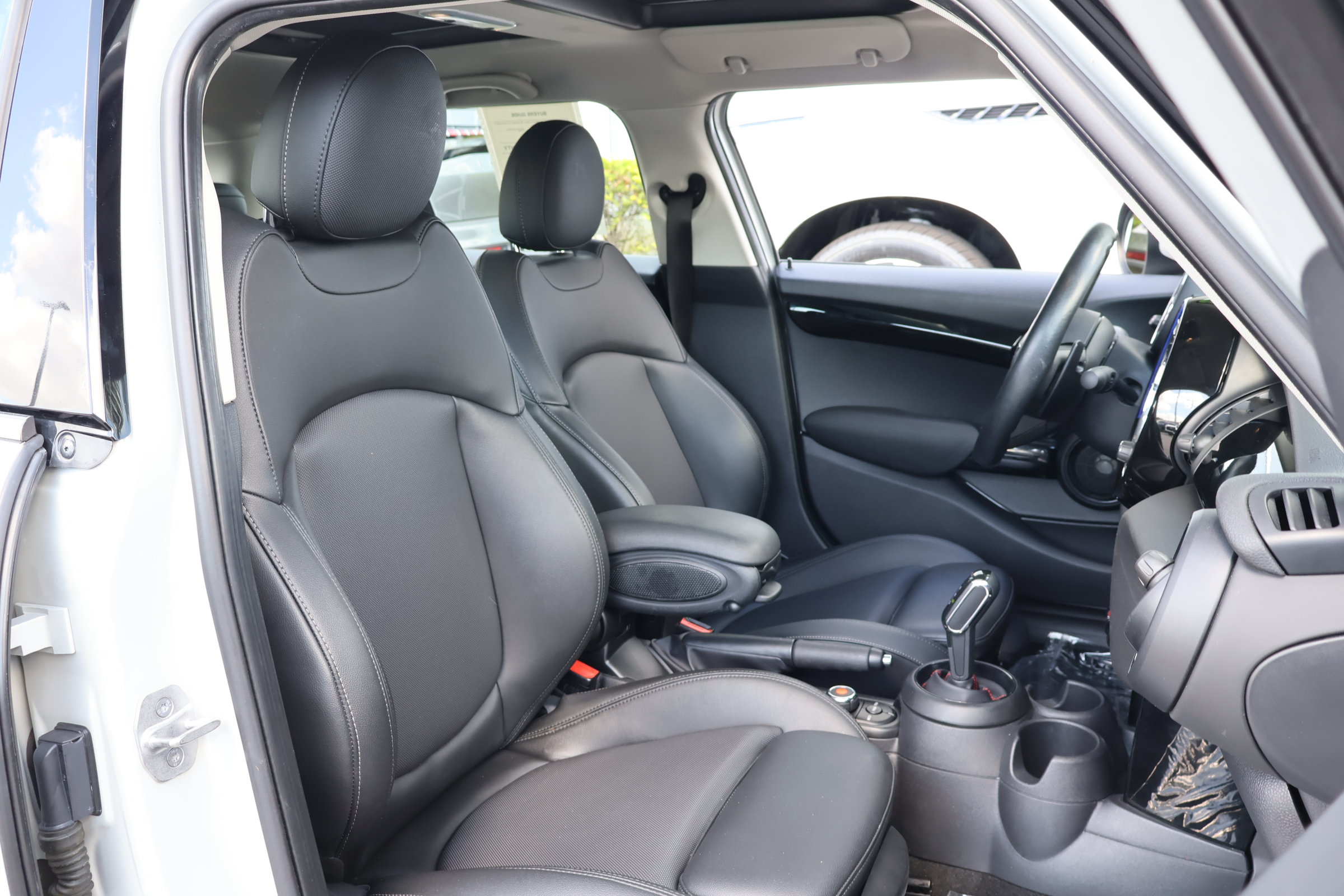 Used 2020 MINI Cooper S FWD image 20