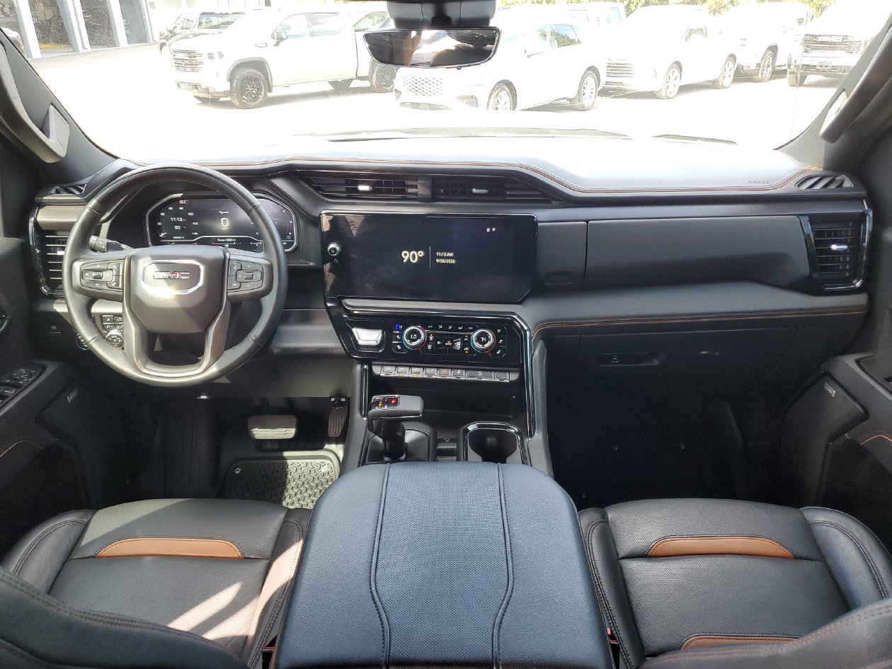 Used 2025 GMC Sierra 1500 AT4 w/ AT4 Premium Package AWD/4WD image 12